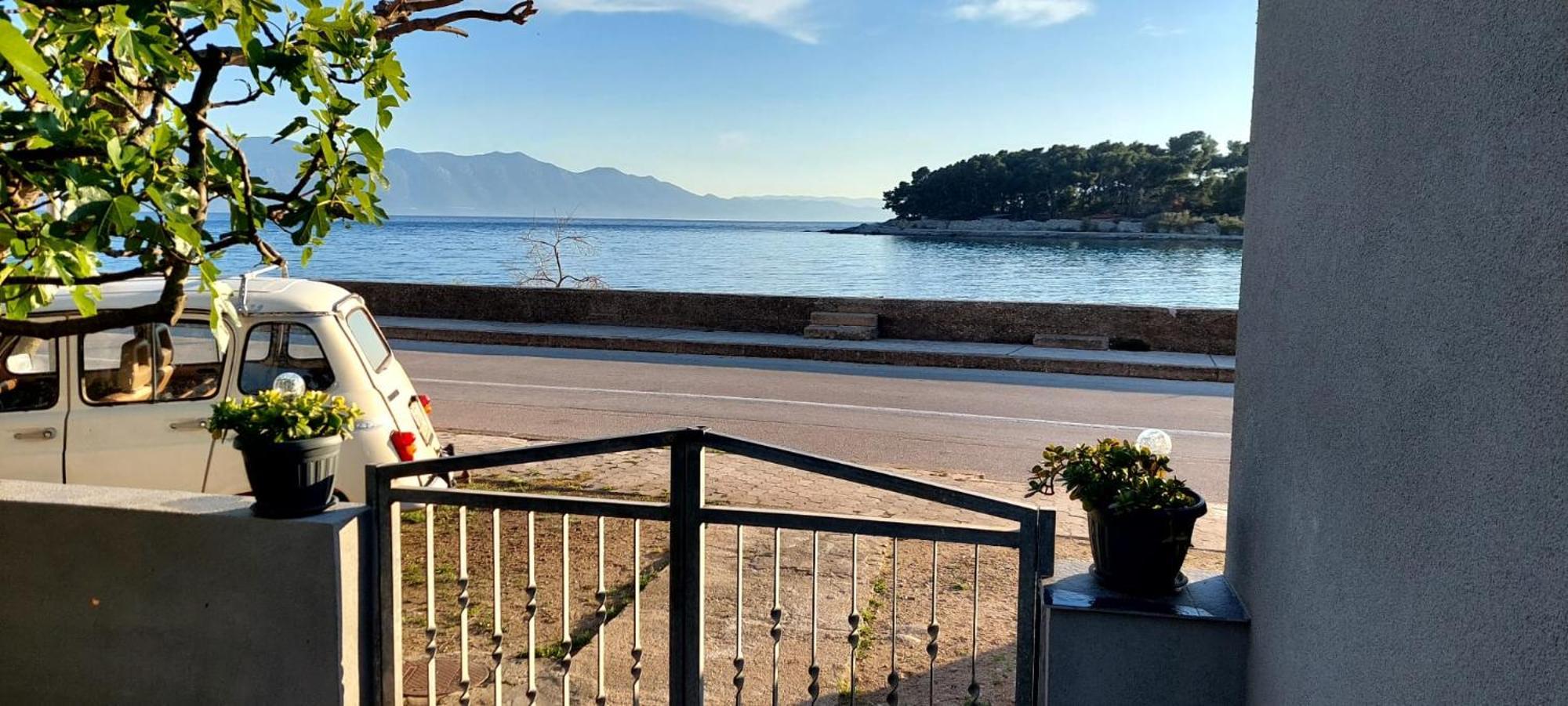 Antea, Hvar